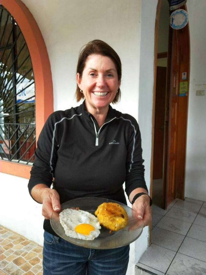 Casa De Nelly Hotel Puerto Baquerizo Moreno Luaran gambar