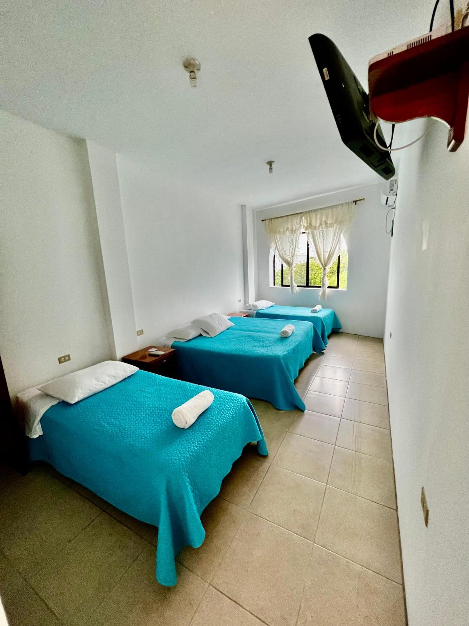 Casa De Nelly Hotel Puerto Baquerizo Moreno Luaran gambar