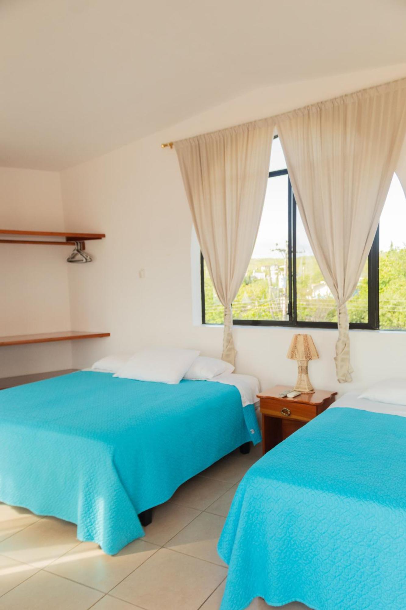 Casa De Nelly Hotel Puerto Baquerizo Moreno Luaran gambar